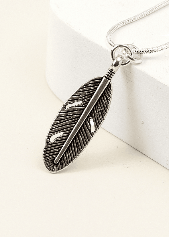 junkbox silver feather necklace